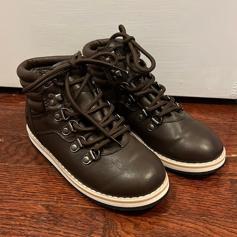 Nautica boy size 1 dress shoe
